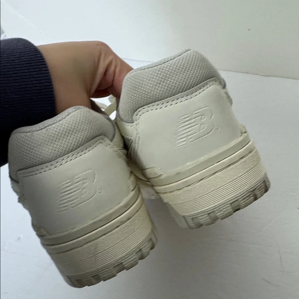 New Balance 550 Sneaker Low Top Chunky White Cream Women’s 7.5 Classic‎ Shoes